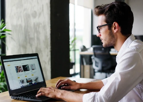 When-to-Hire-Help-for-E-commerce-Design